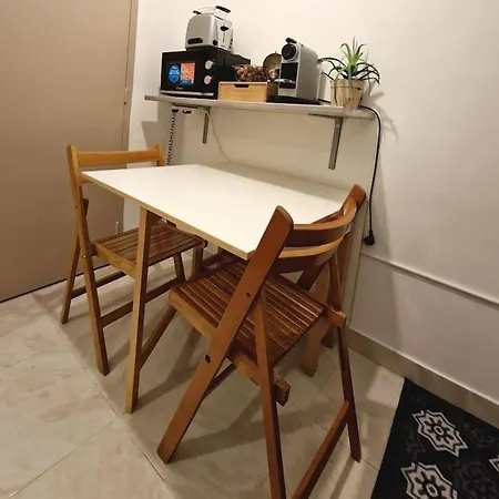 Apartment Charmant Studio