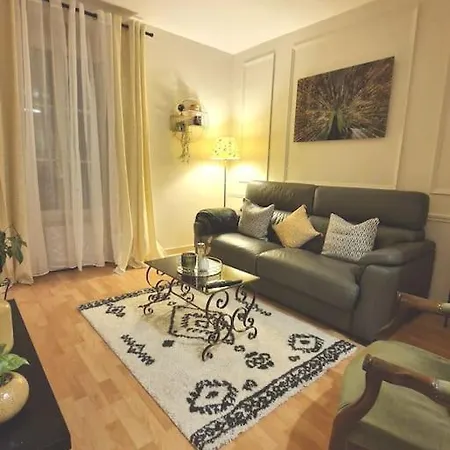 Charmant Studio Apartment *